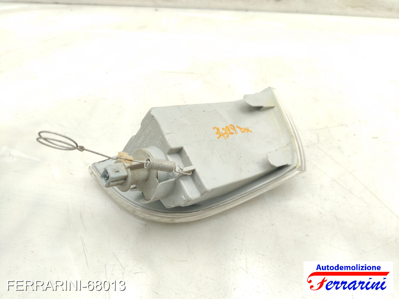 Freccia Direzionale FIAT PUNTO 176 1993-1999 46402657, 7732499 6