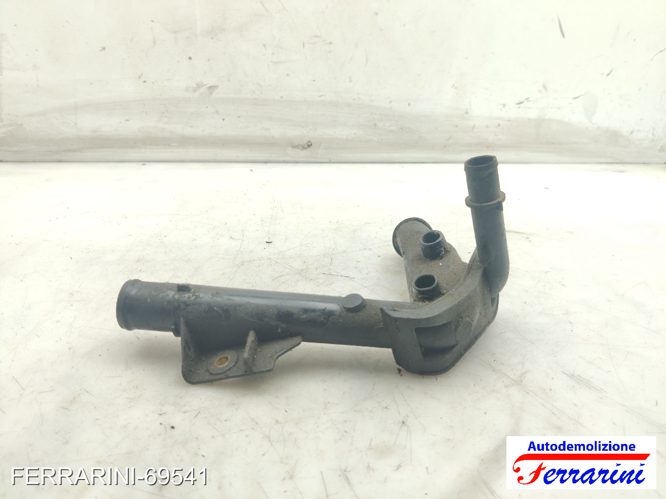 raccordo tubo acqua motore k9k RENAULT MEGANE 2 KM 1.5 DCI 2003-2009 8200552604