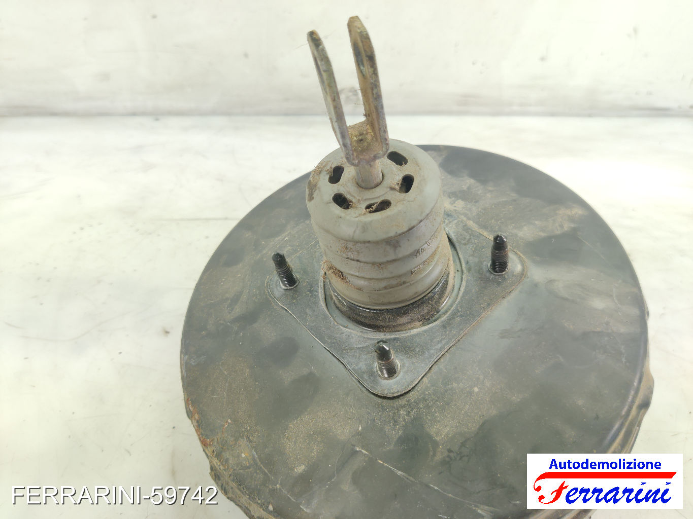 Servofreno VW TRANSPORTER 4 70A, 70H, 7DA, 7DH 2.4 D 1990-1998 701612101K