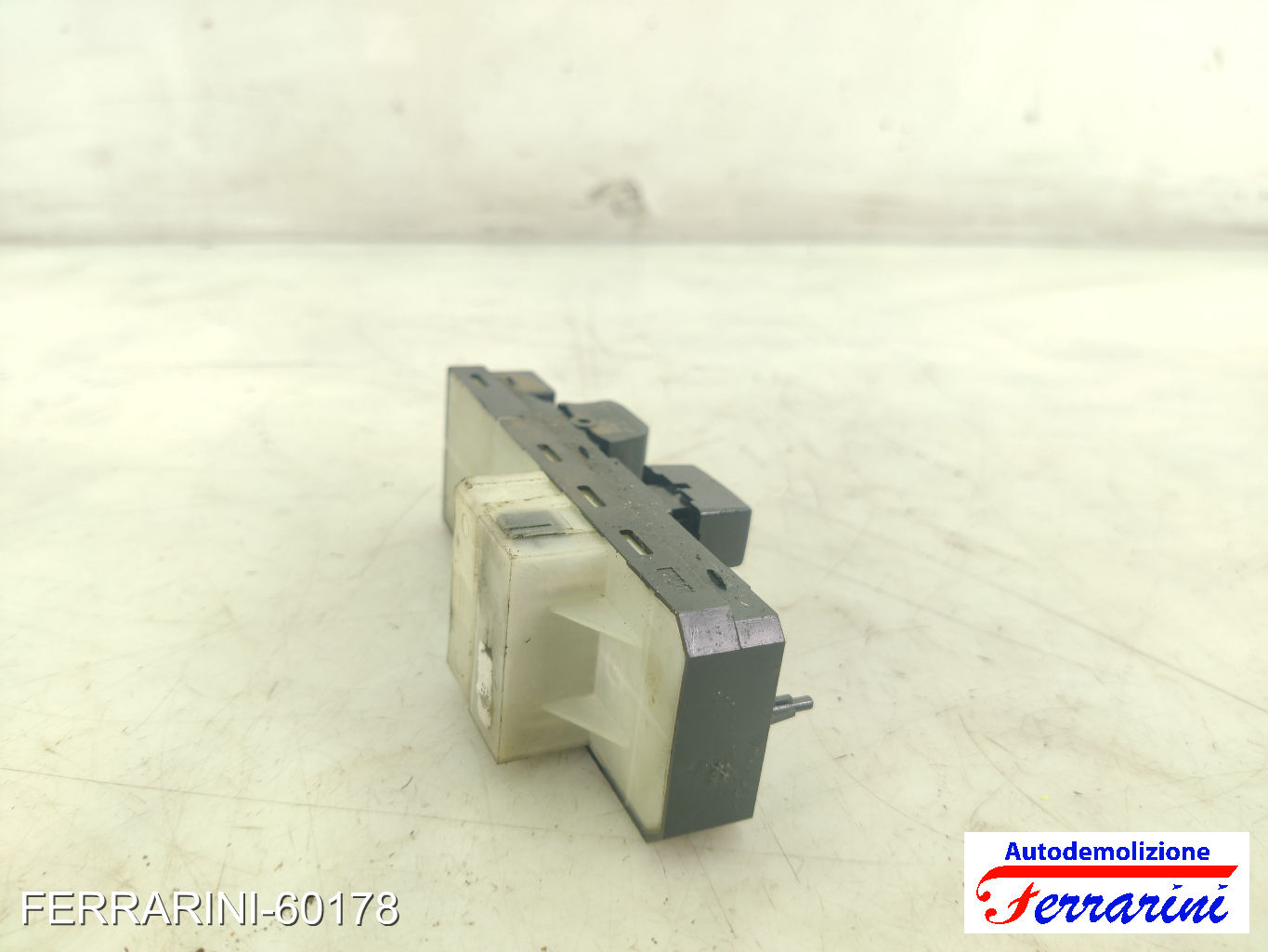 Pulsantiera Tastiera Alzavetro OPEL AGILA B H08 2008-2012 sinistra, sx, frontale