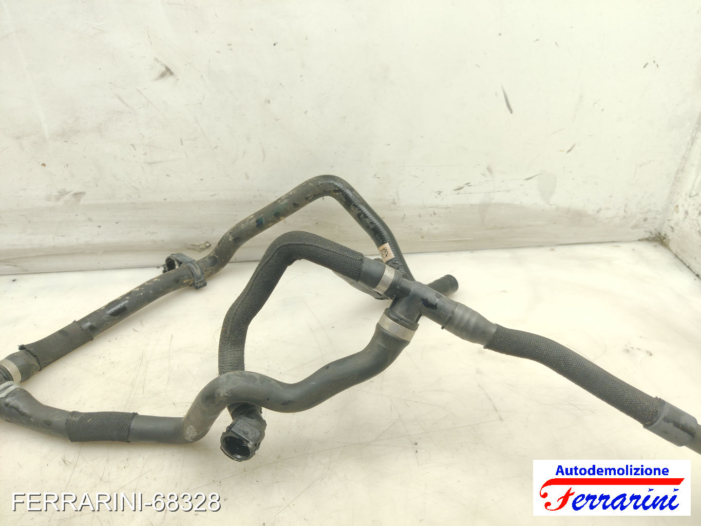 tubo acqua motore B47C20A BMW X1 F48 SDRIVE 18D 2015-2023 17128519877 7
