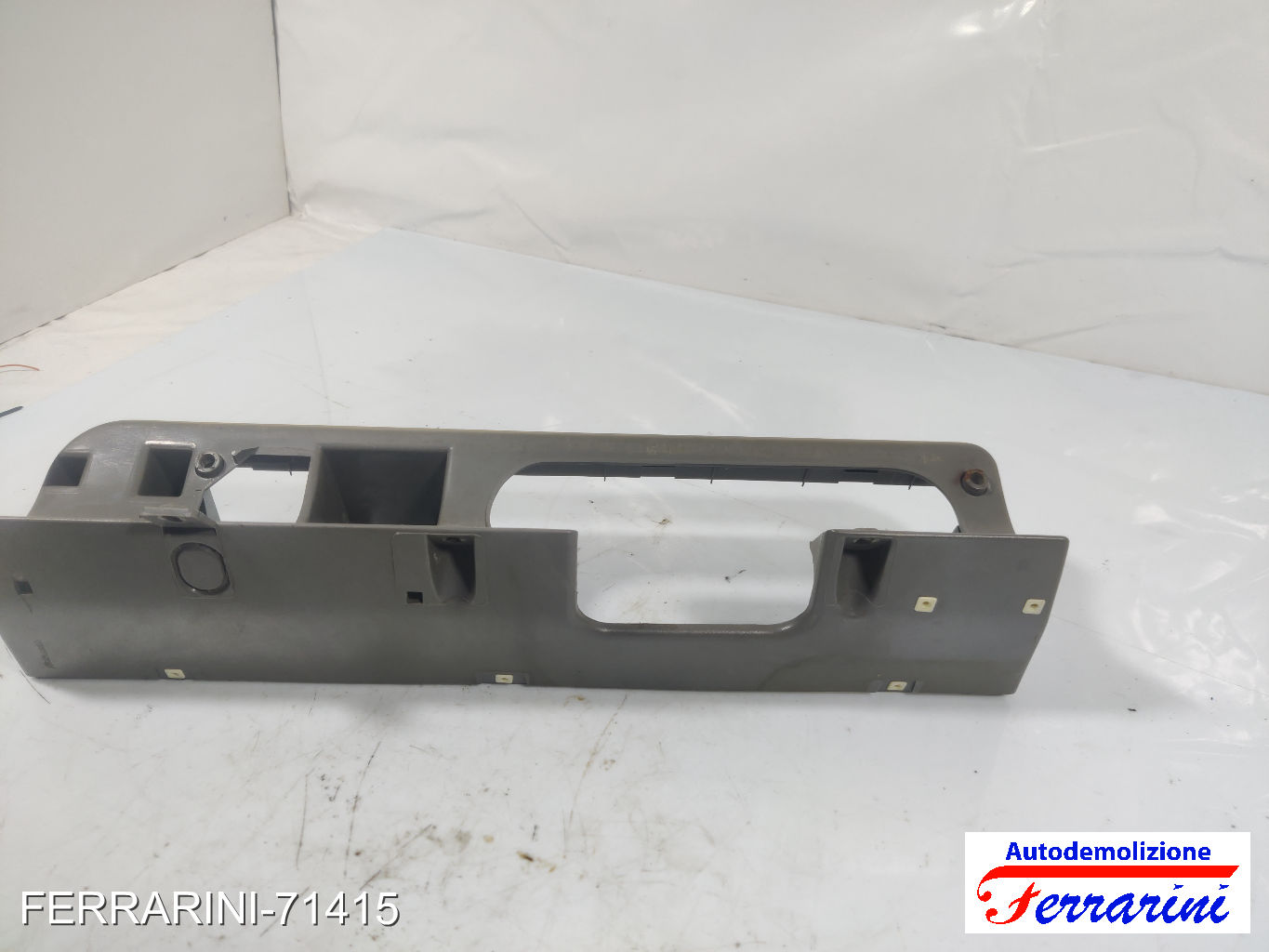 coperchio supporto contachilometri cruscotto FIAT PANDA 141 1992-1996 sinistro