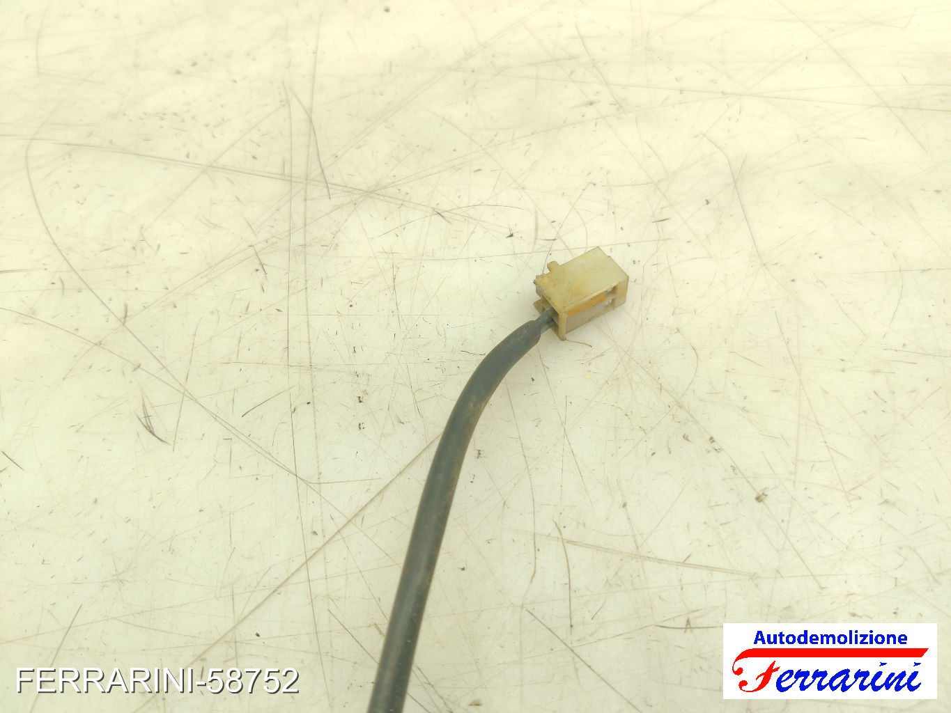Freccia Laterale FIAT UNO 146 1984-1995 sinistro, sx 9943196, 9943587 7