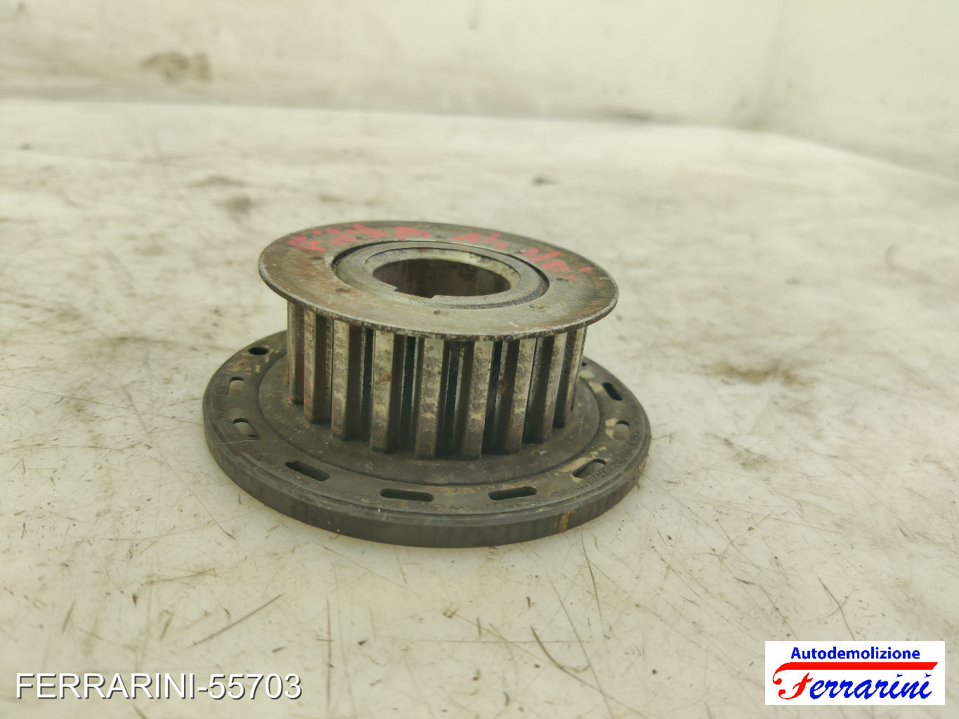 Puleggia albero motore CITROEN C3 1 FC, FN 1.4 16V HDI 2002-2009 9637466980 10
