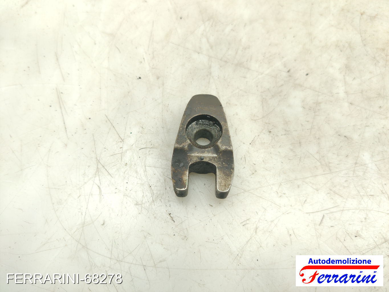 kit 4 staffe iniettori CITROEN C2 JM 1.4 HDI 2003-2009 198263, 1233685, 198283 6