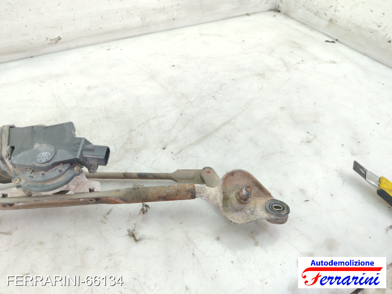 Spazzacqua Motorino Tergicristallo TOYOTA COROLLA VERSO E12 2001-2004 anteriore 9