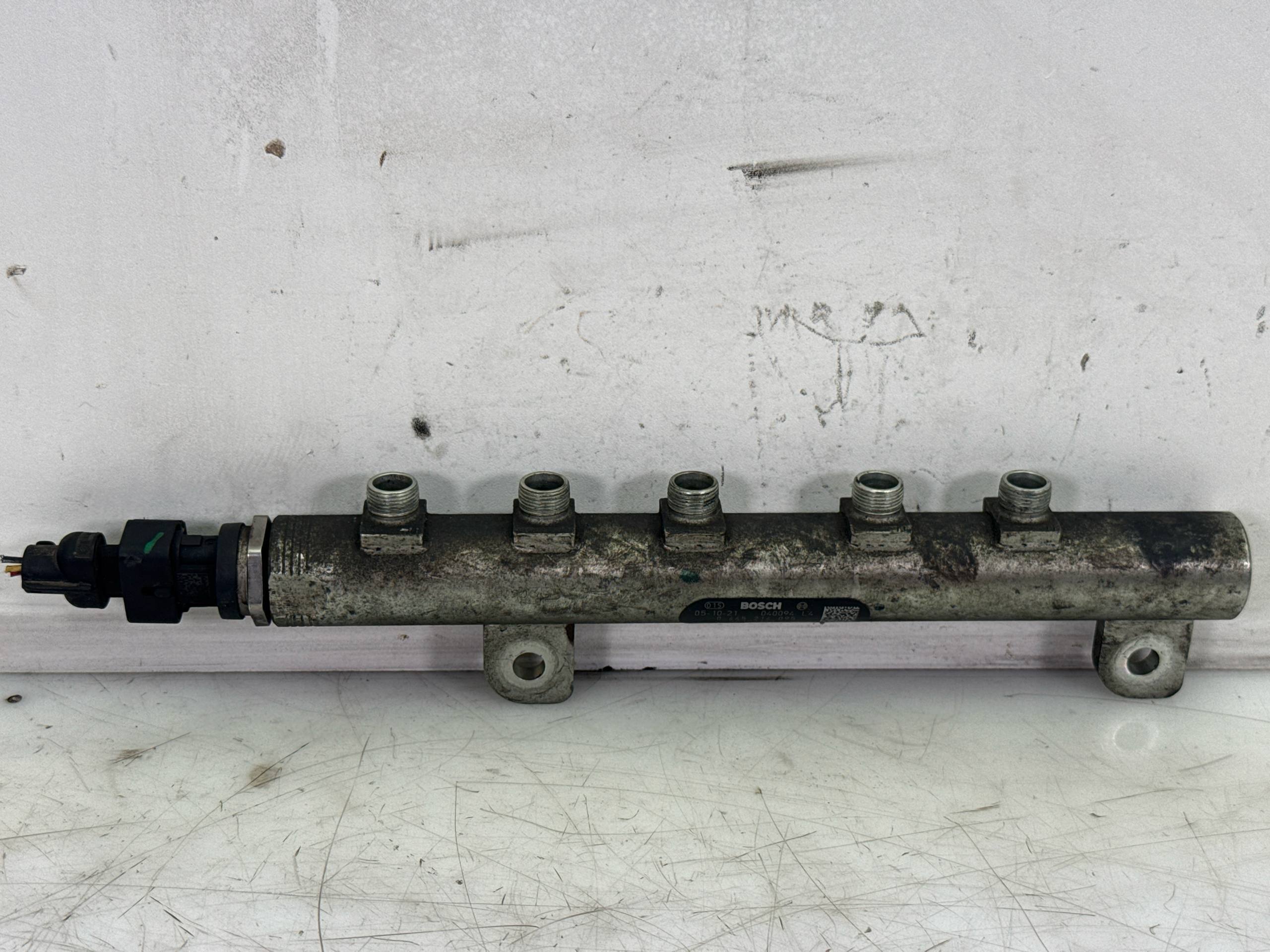 Flauto Iniettori FIAT BRAVO 2 198 1.9 D MULTIJET 2007-2014 55197370, 0445214095