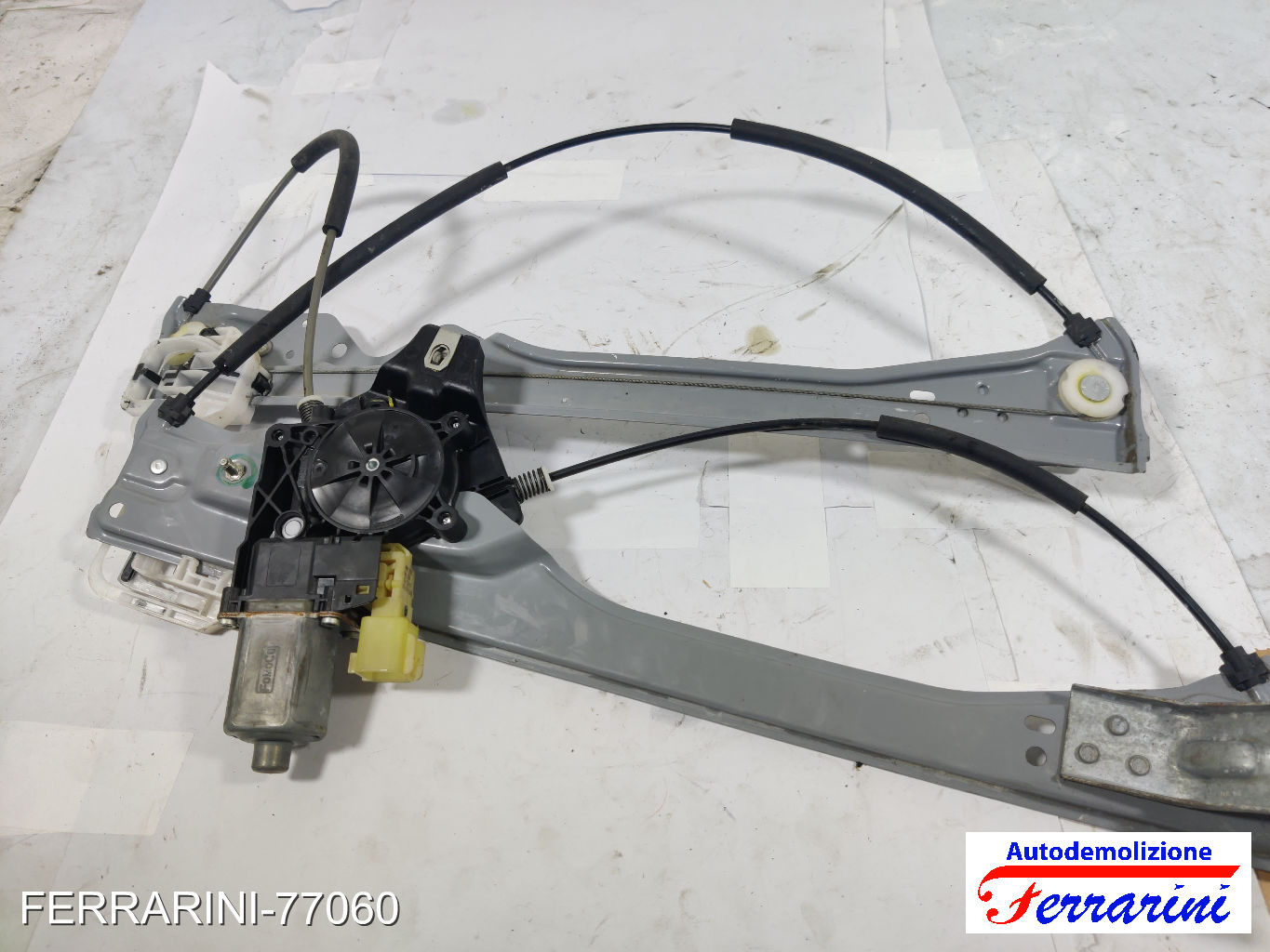 Alzavetro FORD EDGE 2015-2018 destro, dx, frontale, anteriore FT4Z5823208H