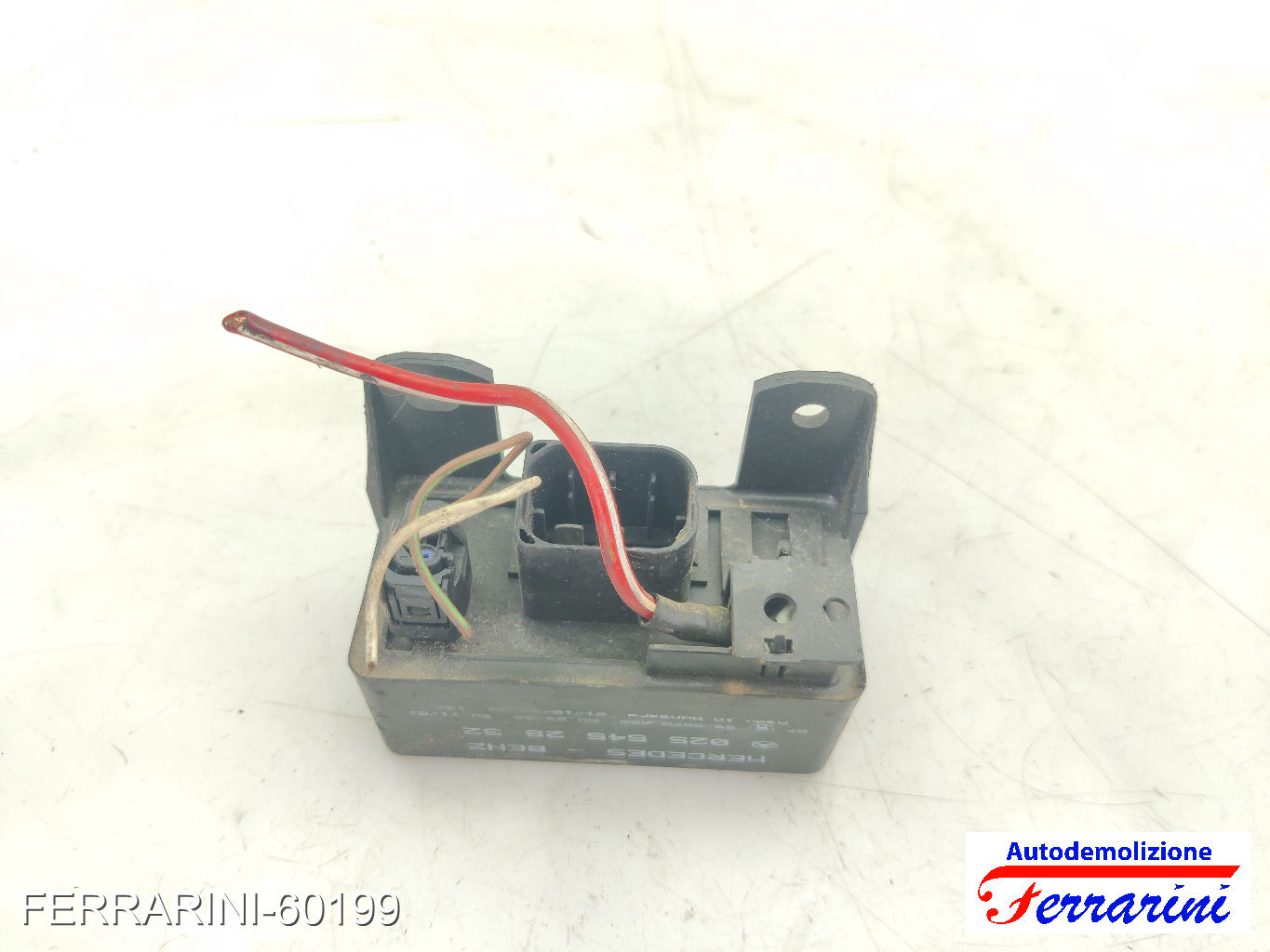 Centralina Candelette MERCEDES CLASSE C W203 C 220 CDI 2000-2007 0255452832 8