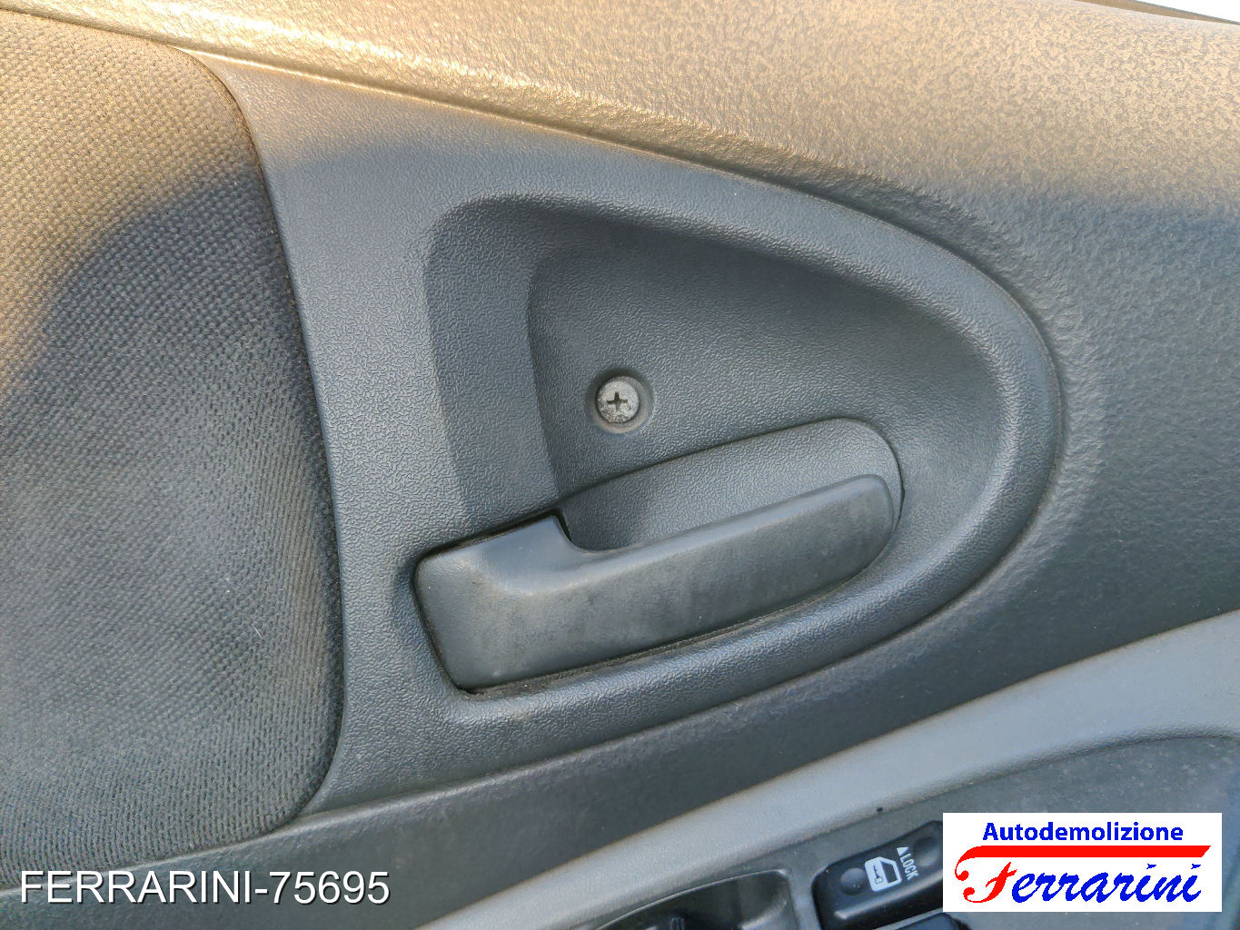Toyota Yaris 32