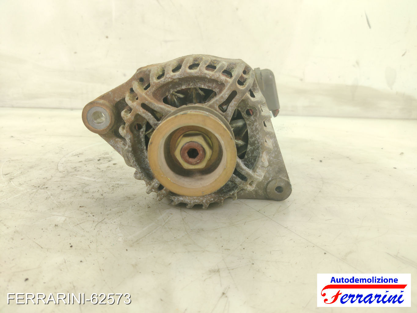 Alternatore TOYOTA YARIS P1 1.0 2003-2005 270600J040, 270600J020, MS1022118200