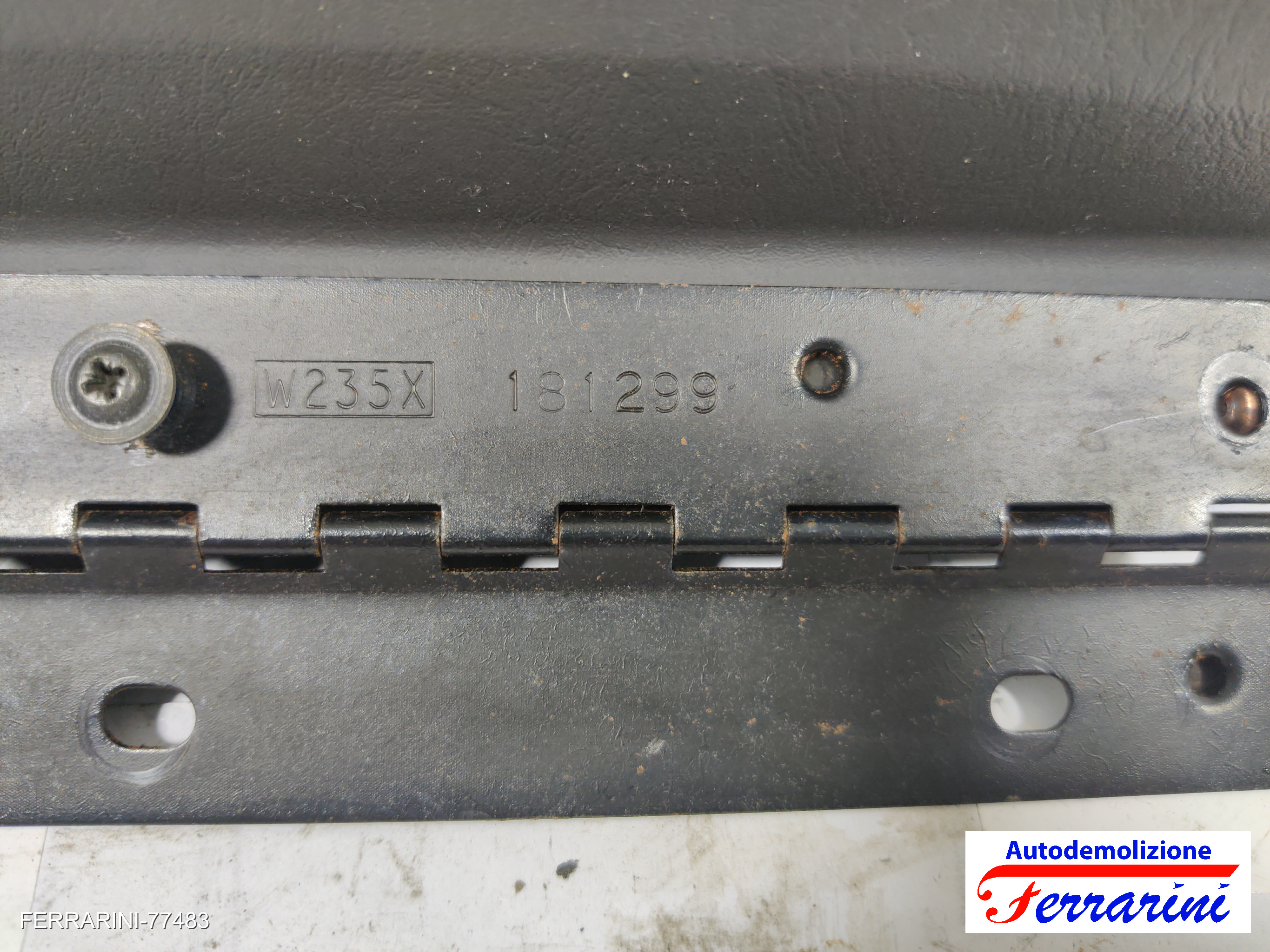 Portaoggetti Passeggero FORD FOCUS SW DNW 1999-2004