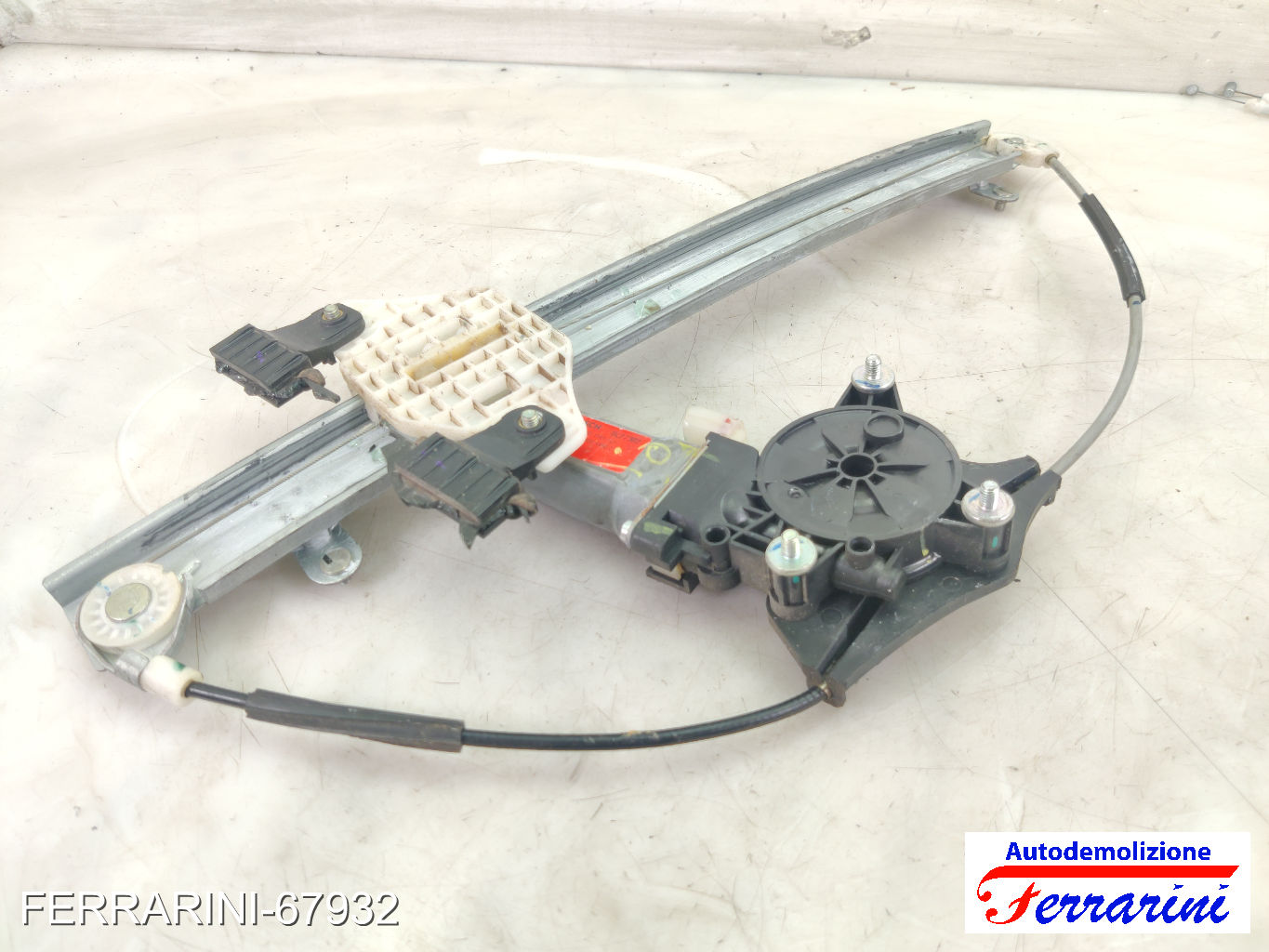 Alzavetro HYUNDAI I10 BA, IA 2013-2023 sinistro, sx, frontale, anteriore