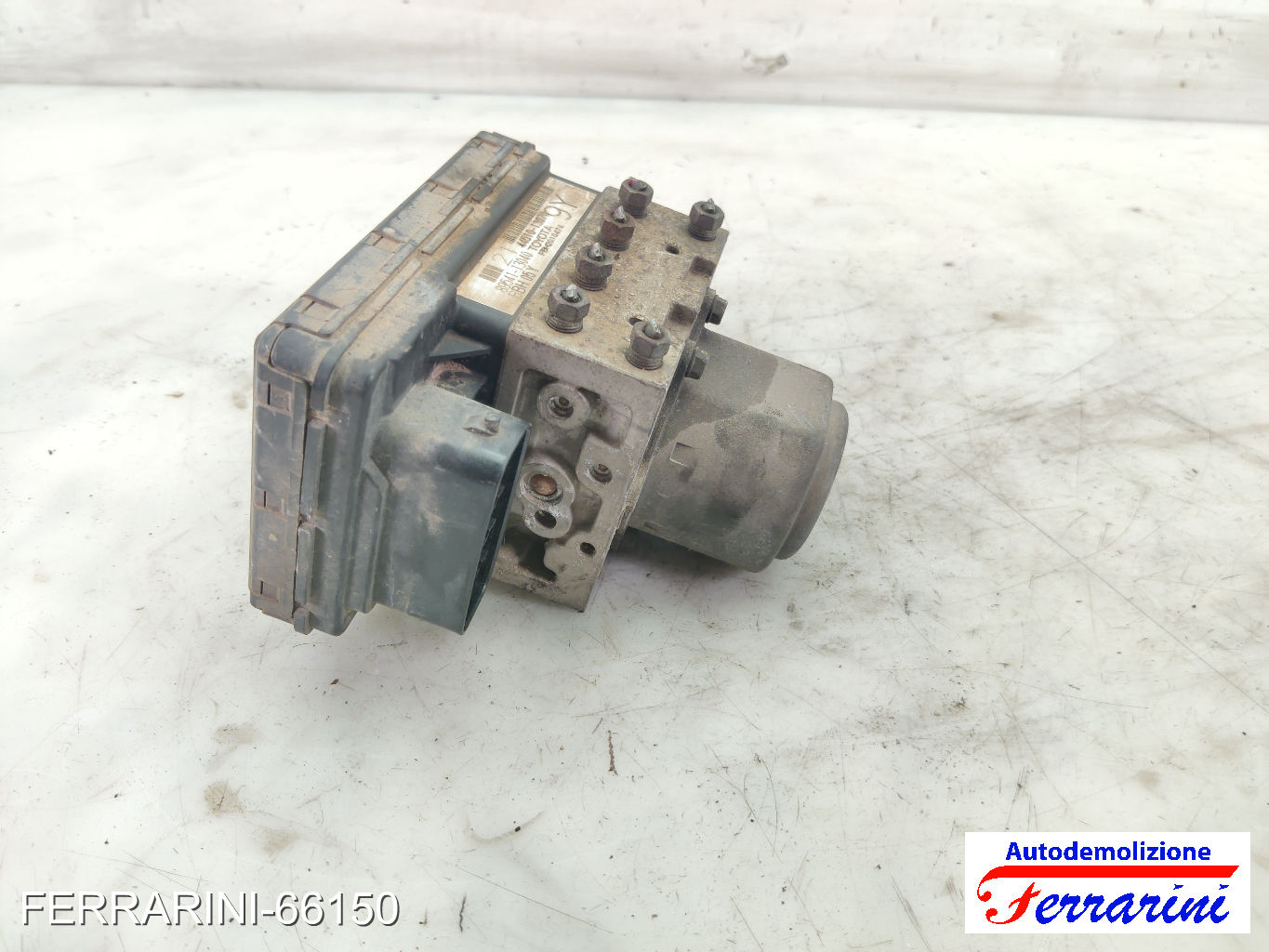 Centralina Pompa Abs TOYOTA COROLLA VERSO E12 1.6 VVT-I 2001-2004 4451013070