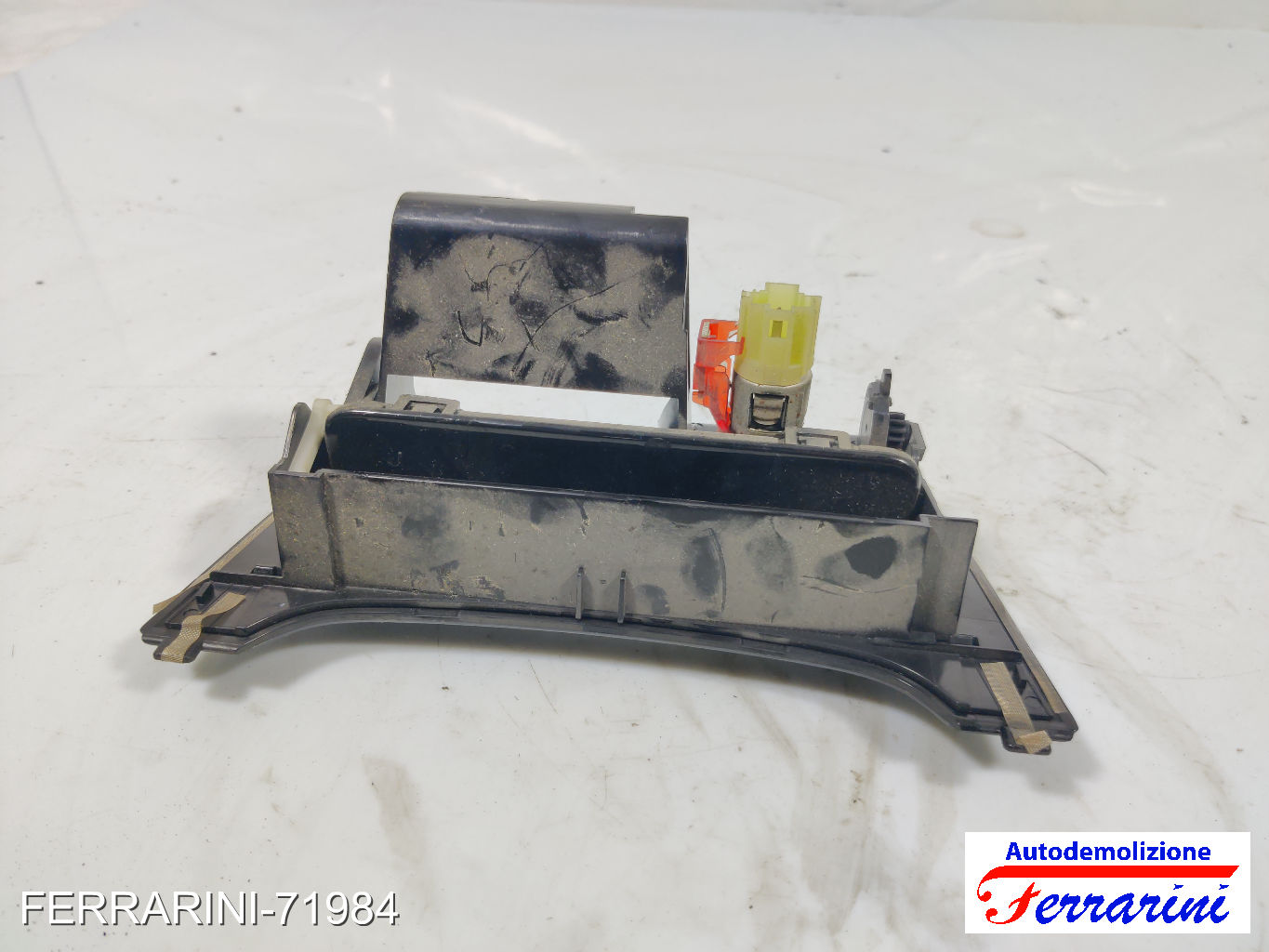 Posacenere accendisigari consolle centrale OPEL INSIGNIA A G09 2008-2017
