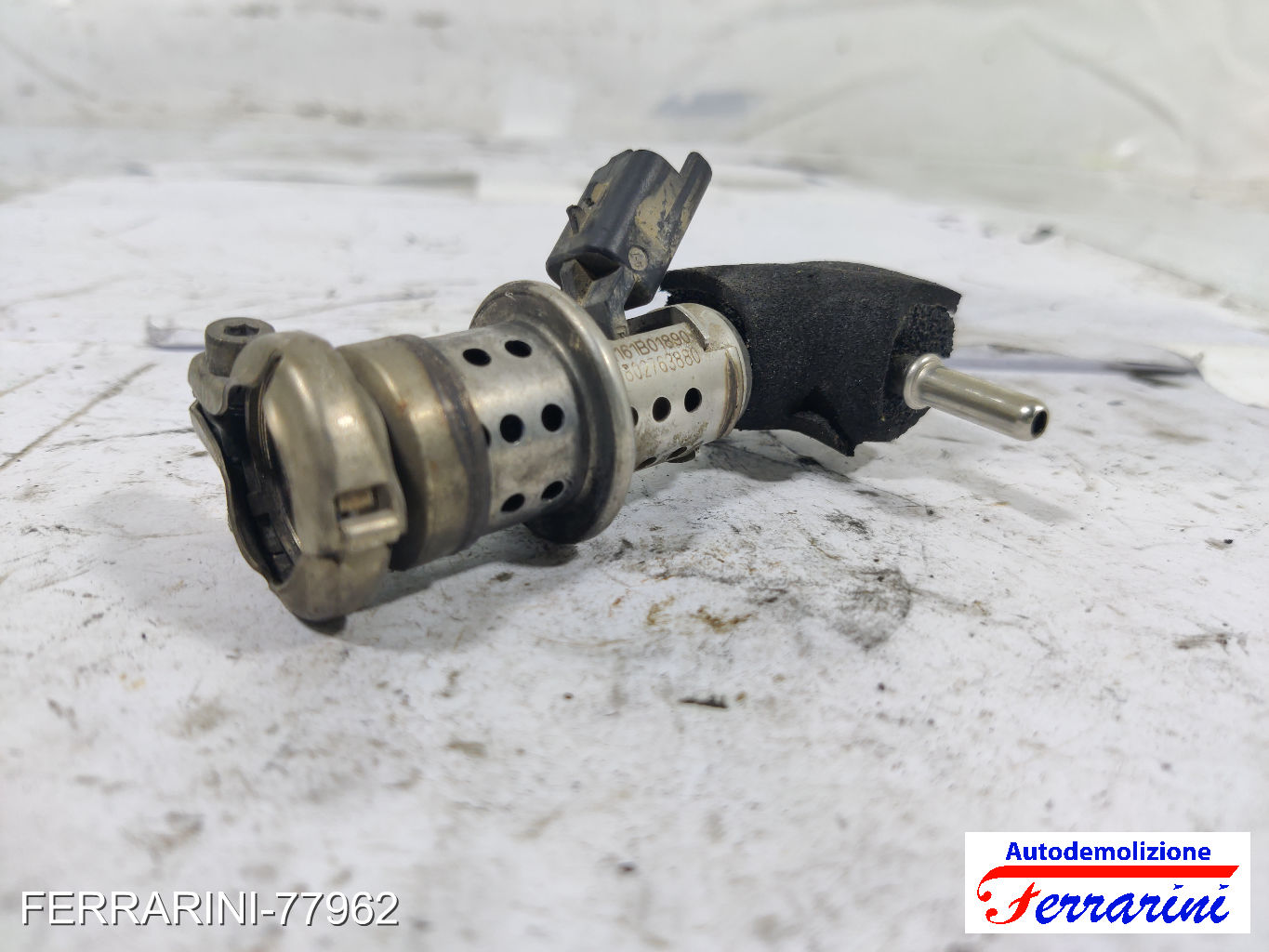 Iniettore PEUGEOT 308 2 L3, LB, LH, LP, LW 1.6 HDI 2013-2021 9802763880, 42542