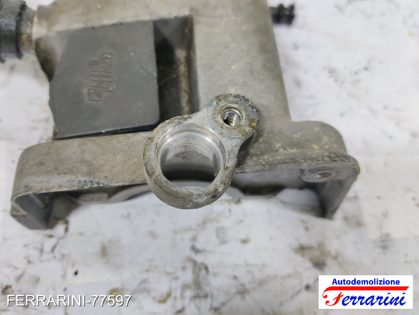 4 bulloni Coperchio Punterie Valvole FIAT PUNTO 188 1.2 60 1999-2010 46796591 7