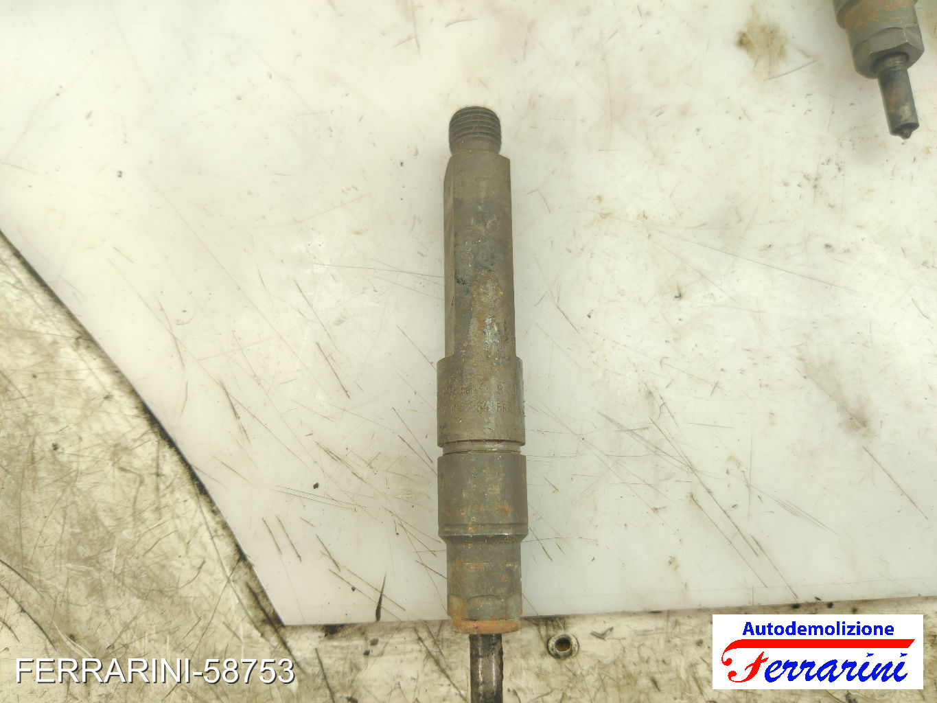Iniettore SUZUKI JIMNY SN 1.5 DDIS 4X4 2005-2023 8200421359, 8200815416 6