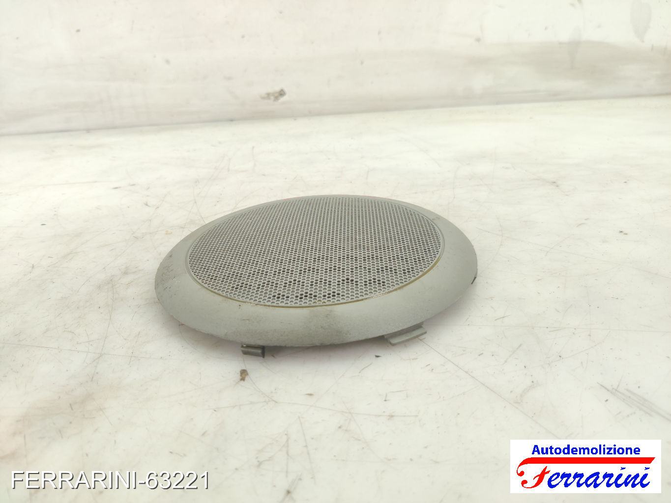 Griglia altoparlante RENAULT TWINGO 1 C06 1996-2007 destro, dx 8200023913