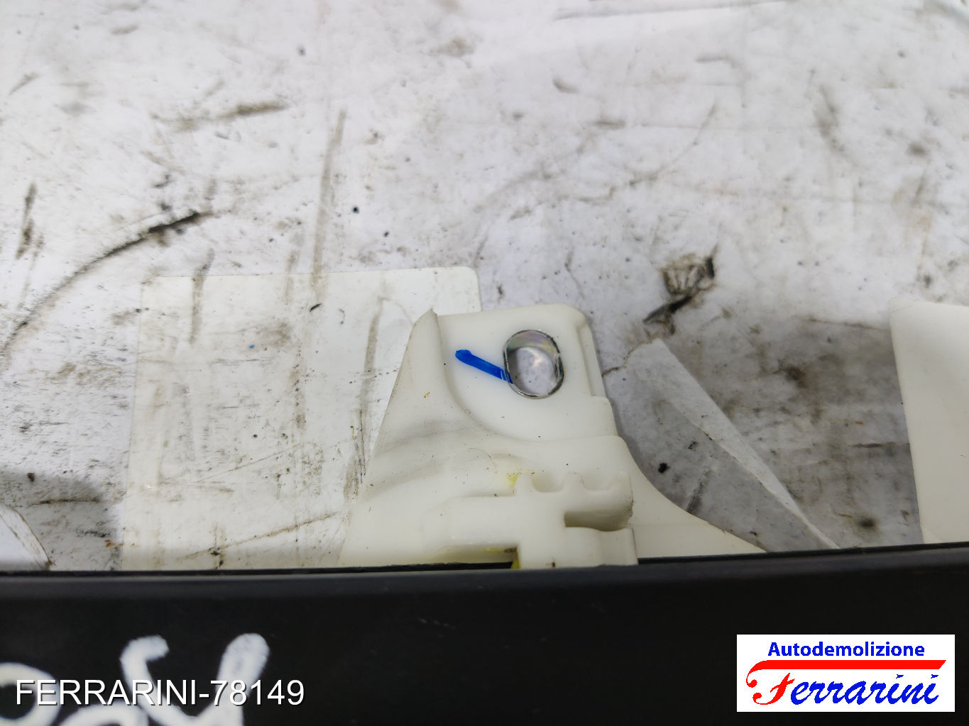 Alzavetro CHEVROLET SPARK M300 2010-2015 destro, dx, posteriore, post