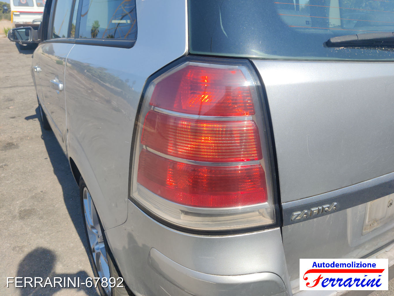 Opel Zafira B 58