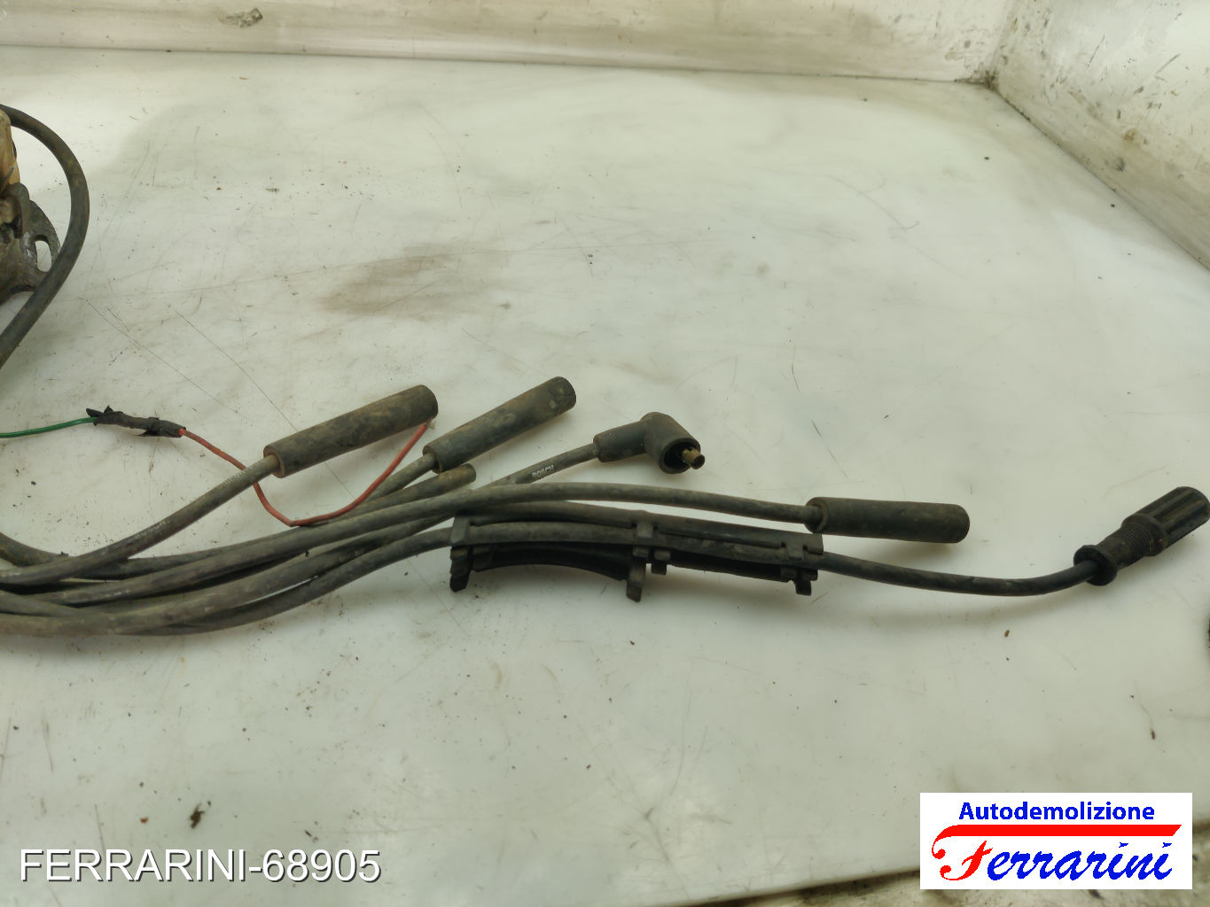 Spinterogeno Distributore OPEL CORSA A S83 1.6 GSI 1988-1990 90008020, 1211006 10