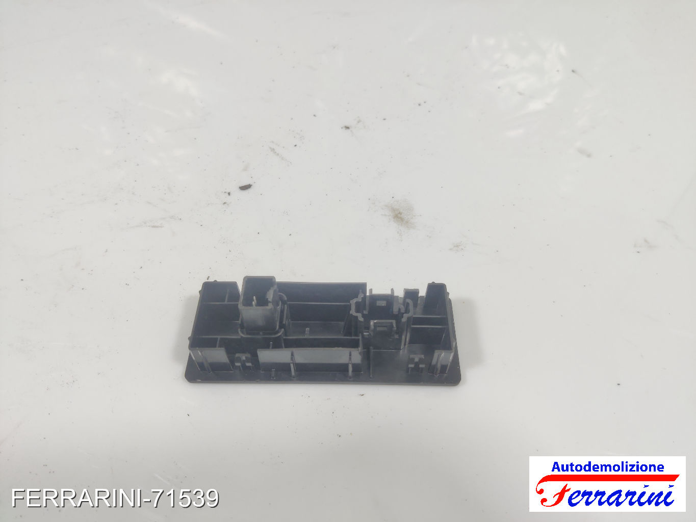 presa USB AUX FORD FOCUS 3 TURNIER 2010-2023 CM5T044K62AA
