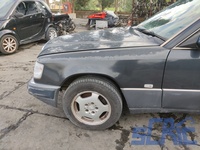 Mercedes 124 Coupe C124 200 CE 122CV 1990-1992