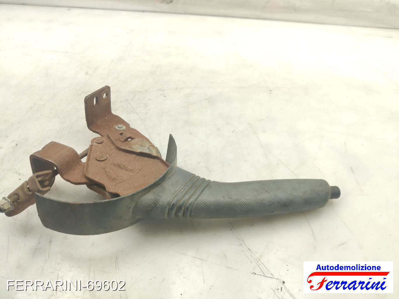 Leva Freno A Mano PEUGEOT 107 PM, PN 2005-2014 4701A0