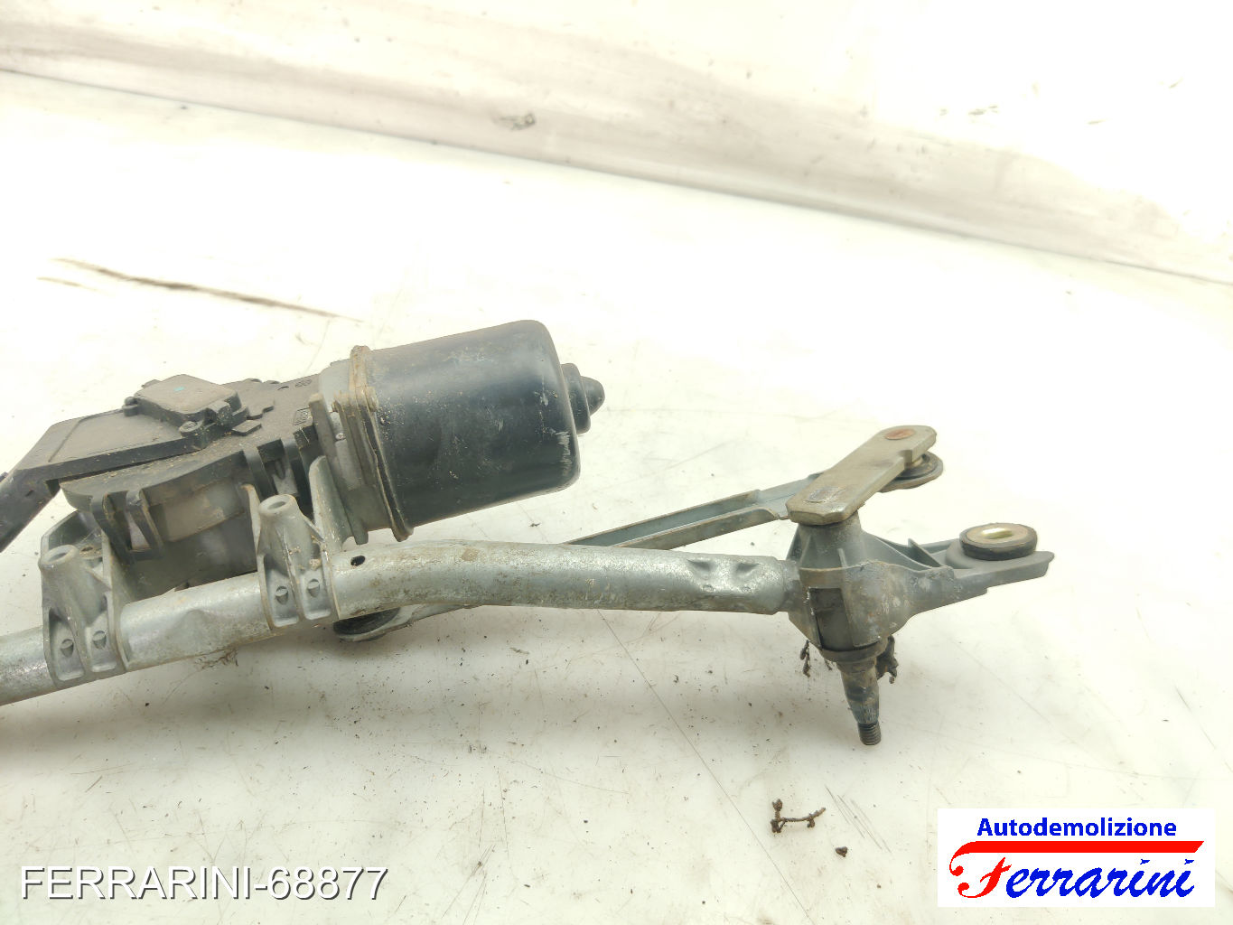 Spazzacqua Motorino Tergicristallo PEUGEOT 107 PM, PN 2005-2014 anteriore