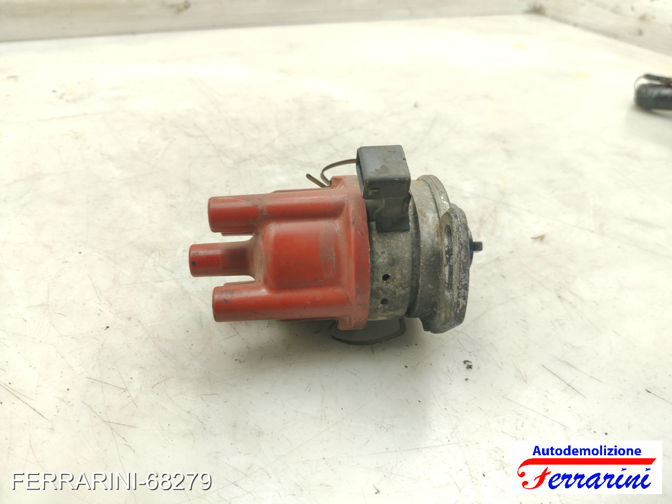 Spinterogeno Distributore OPEL CORSA B S93 1.4I 1993-2000 0237521024, 1211006 8