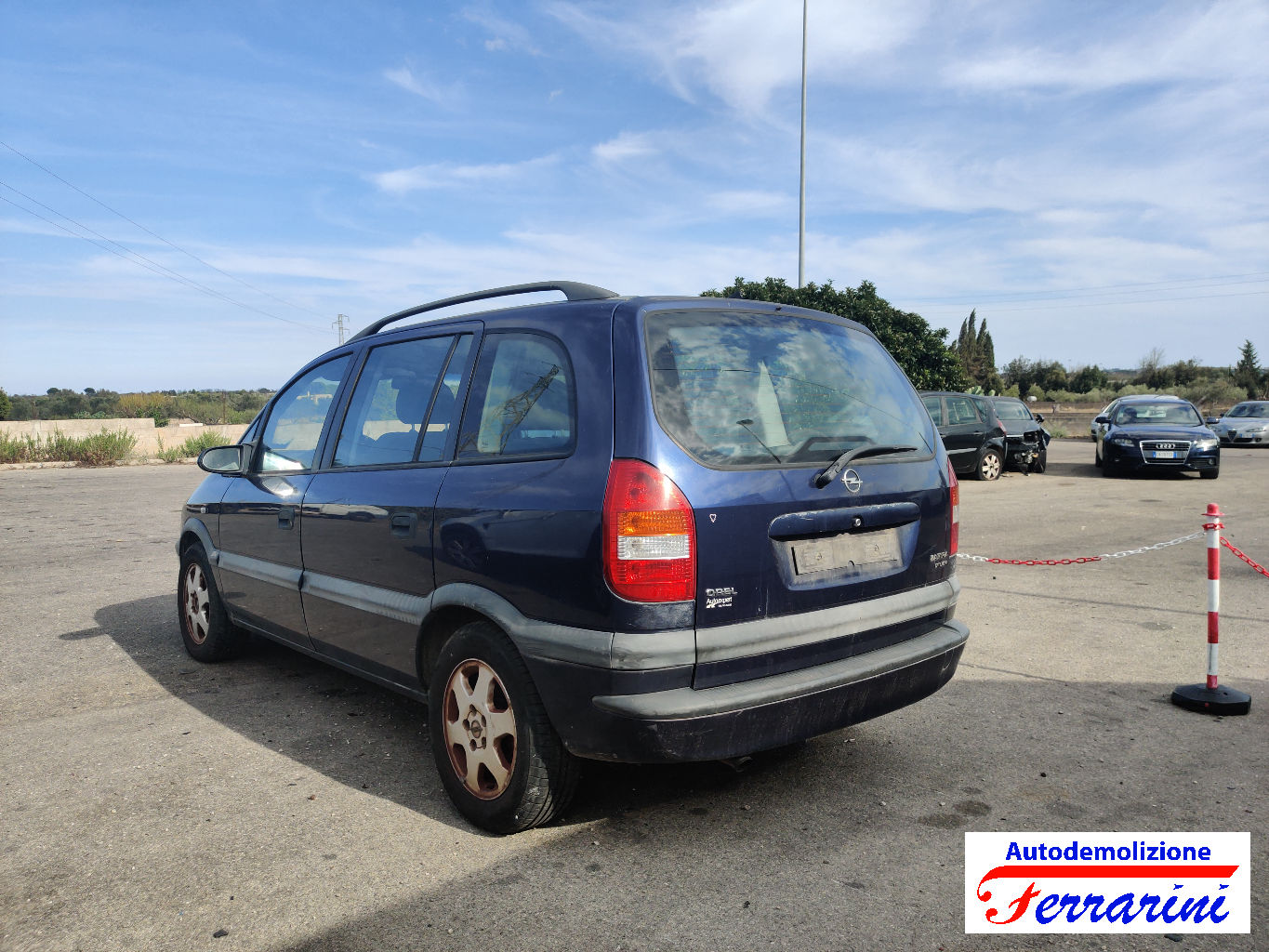 Opel Zafira A 75
