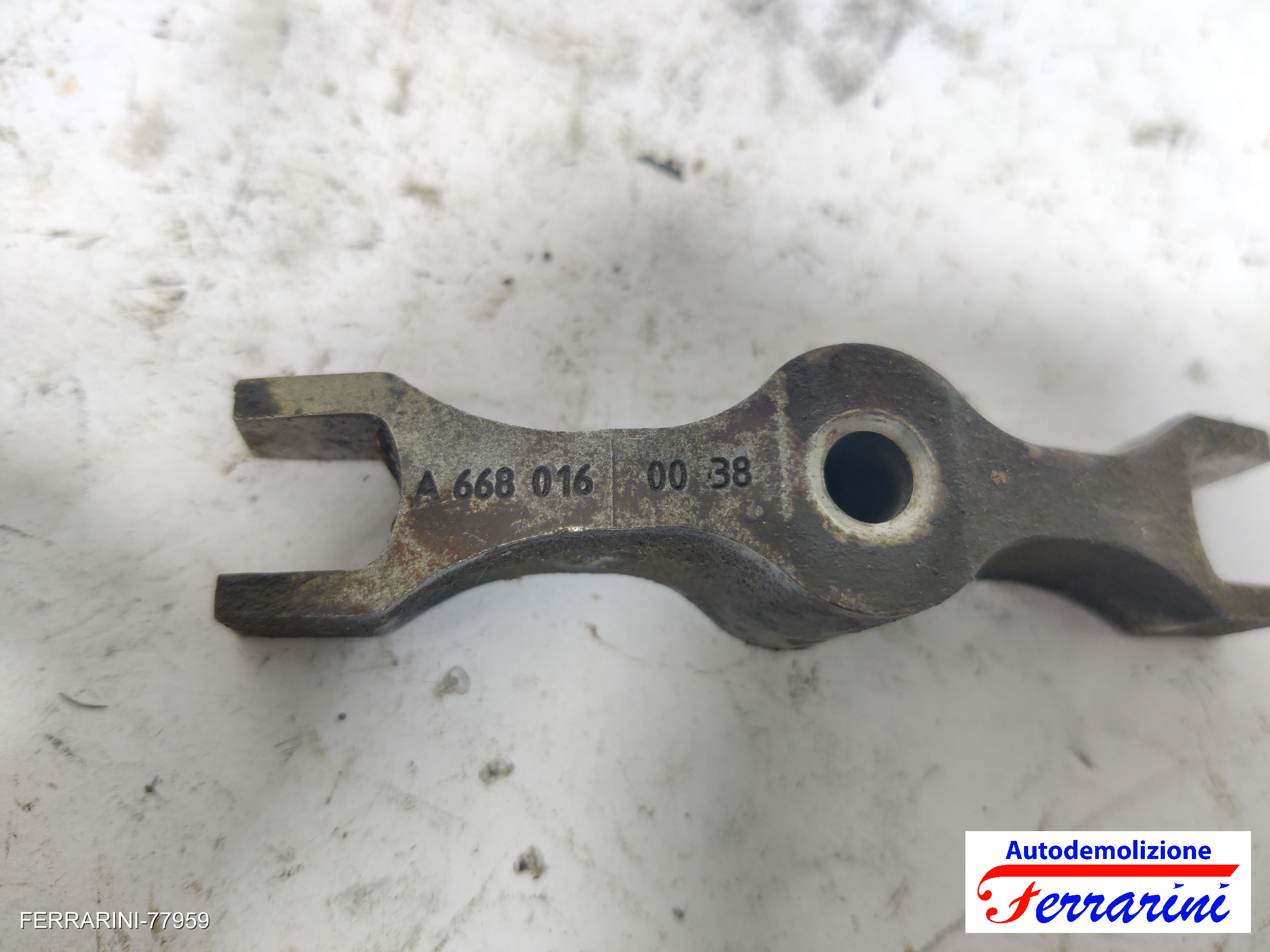 Supporto fissaggio iniettore MERCEDES CLASSE A W168 A 170 CDI 2001-2004 6