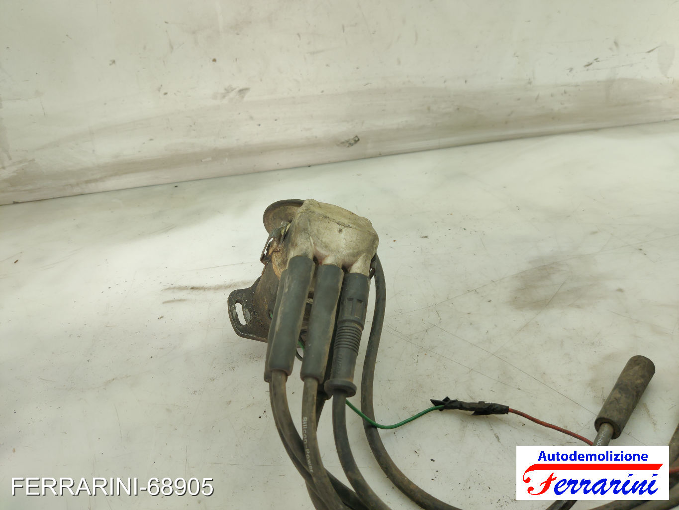 Spinterogeno Distributore OPEL CORSA A S83 1.6 GSI 1988-1990 90008020, 1211006 9