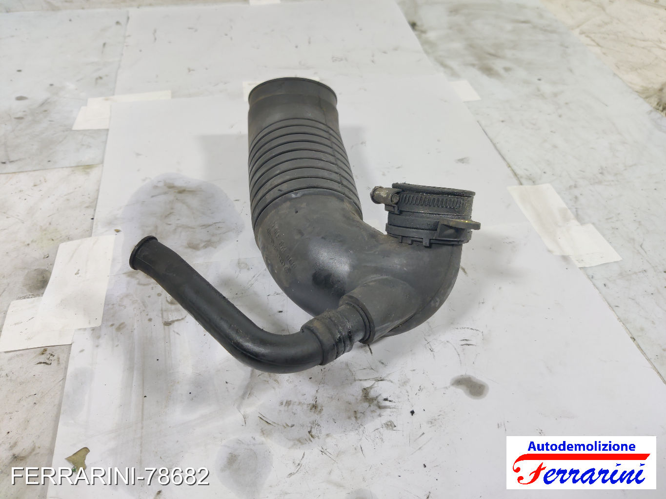 AVB Manicotto Aspirazione VW PASSAT VARIANT 3B6 1.9 TDI 2000-2005 8D0129615K