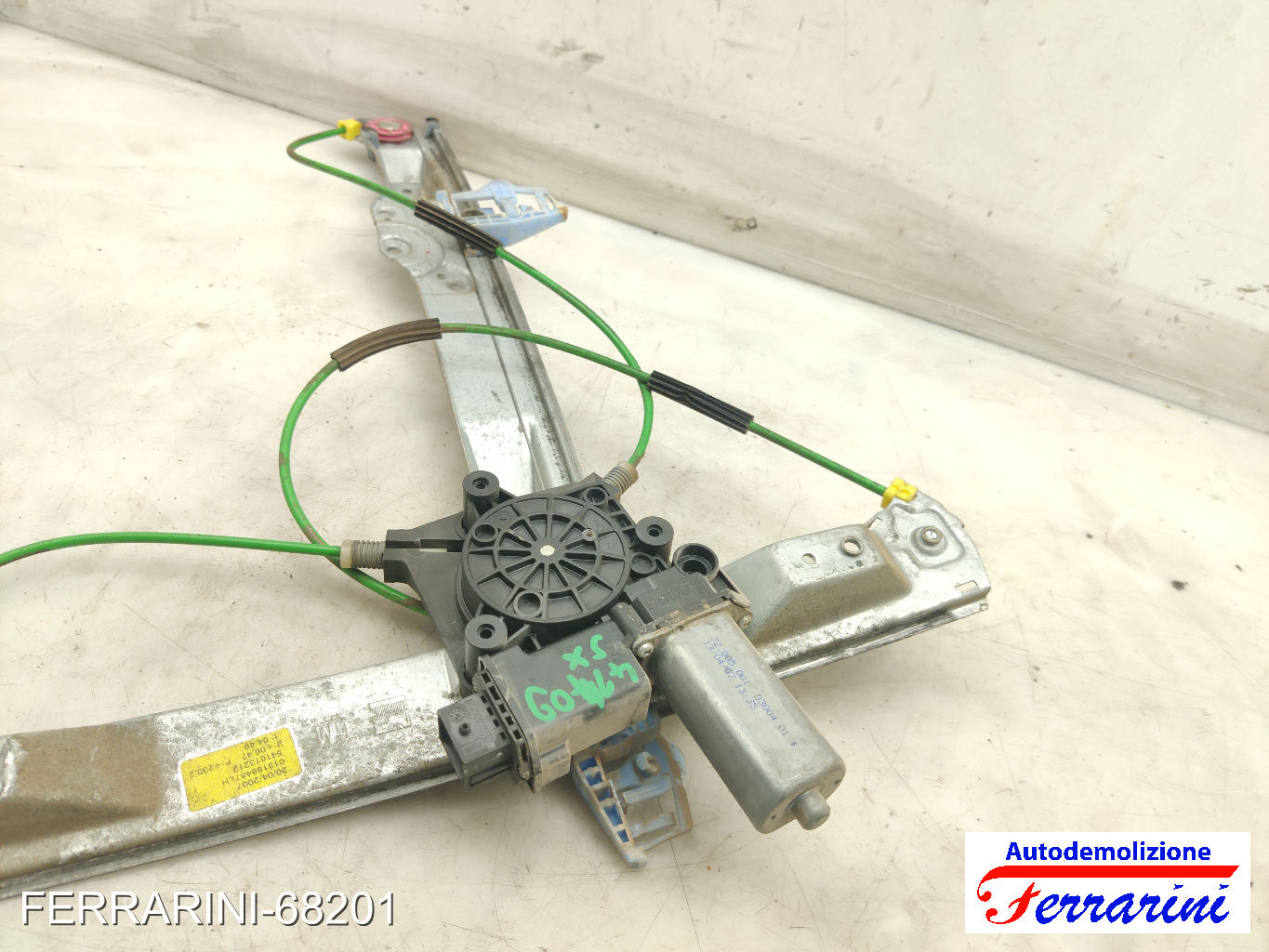 Alzavetro OPEL CORSA D S07 2006-2014 sinistro, sx, frontale, anteriore 13188487