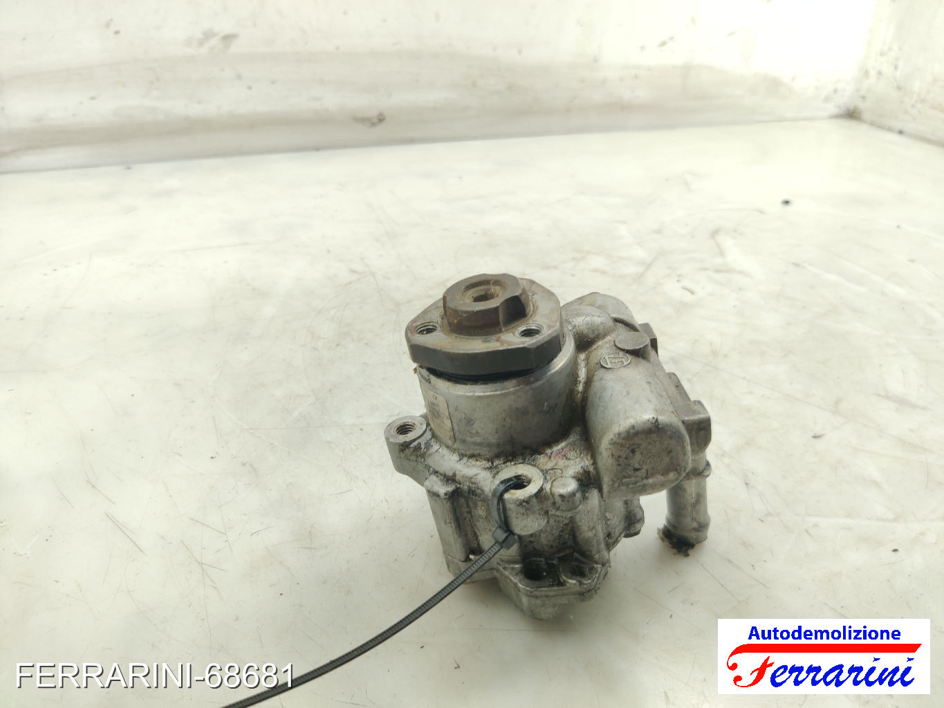 Pompa Servosterzo VW GOLF 4 1J1 1.6 1997-2004 8N0145154A, 7690955107 7