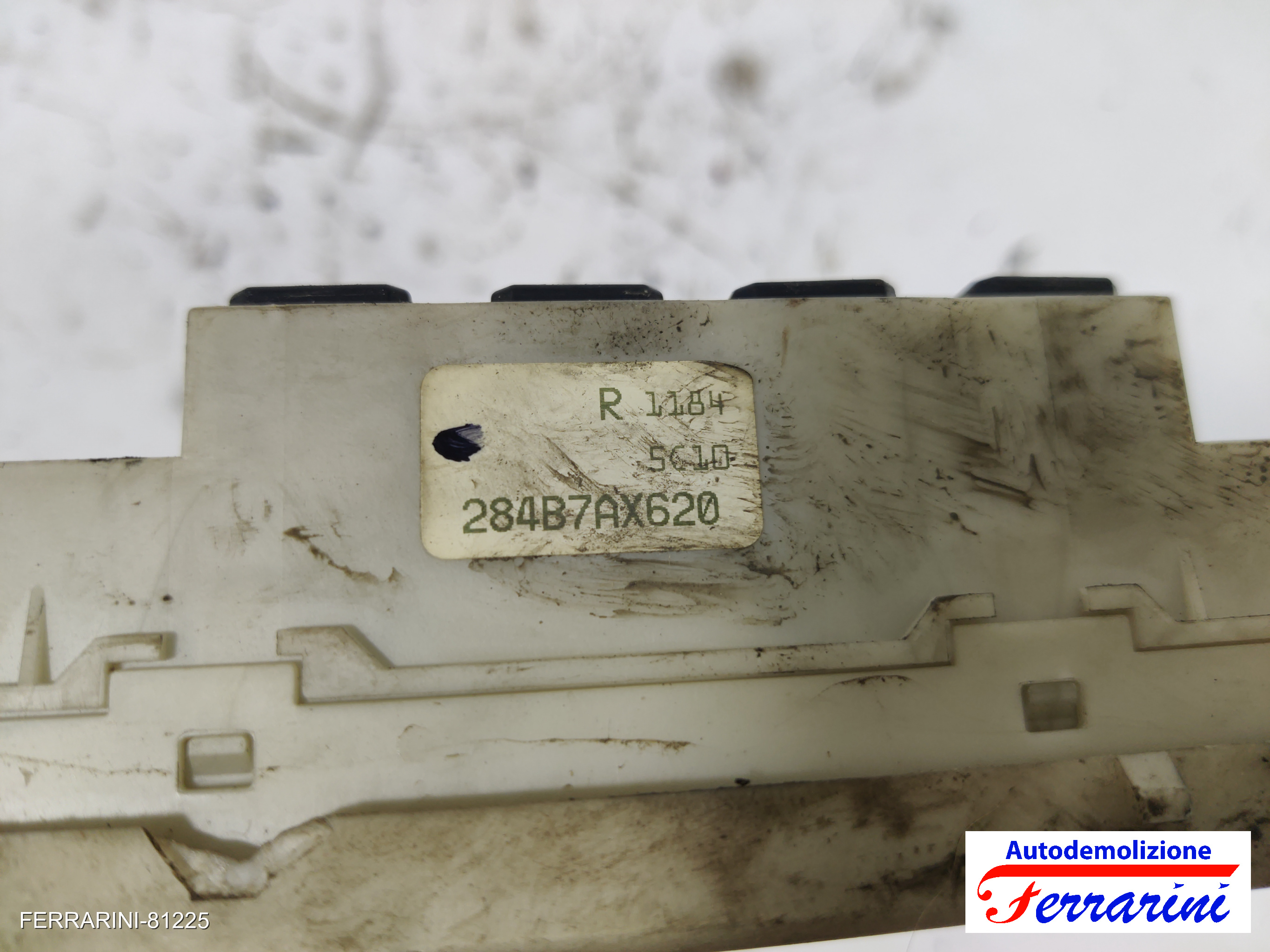 Fusibiliera Scatola Fusibili Body Computer NISSAN MICRA 3 K12 1.5 DCI 2003-2010