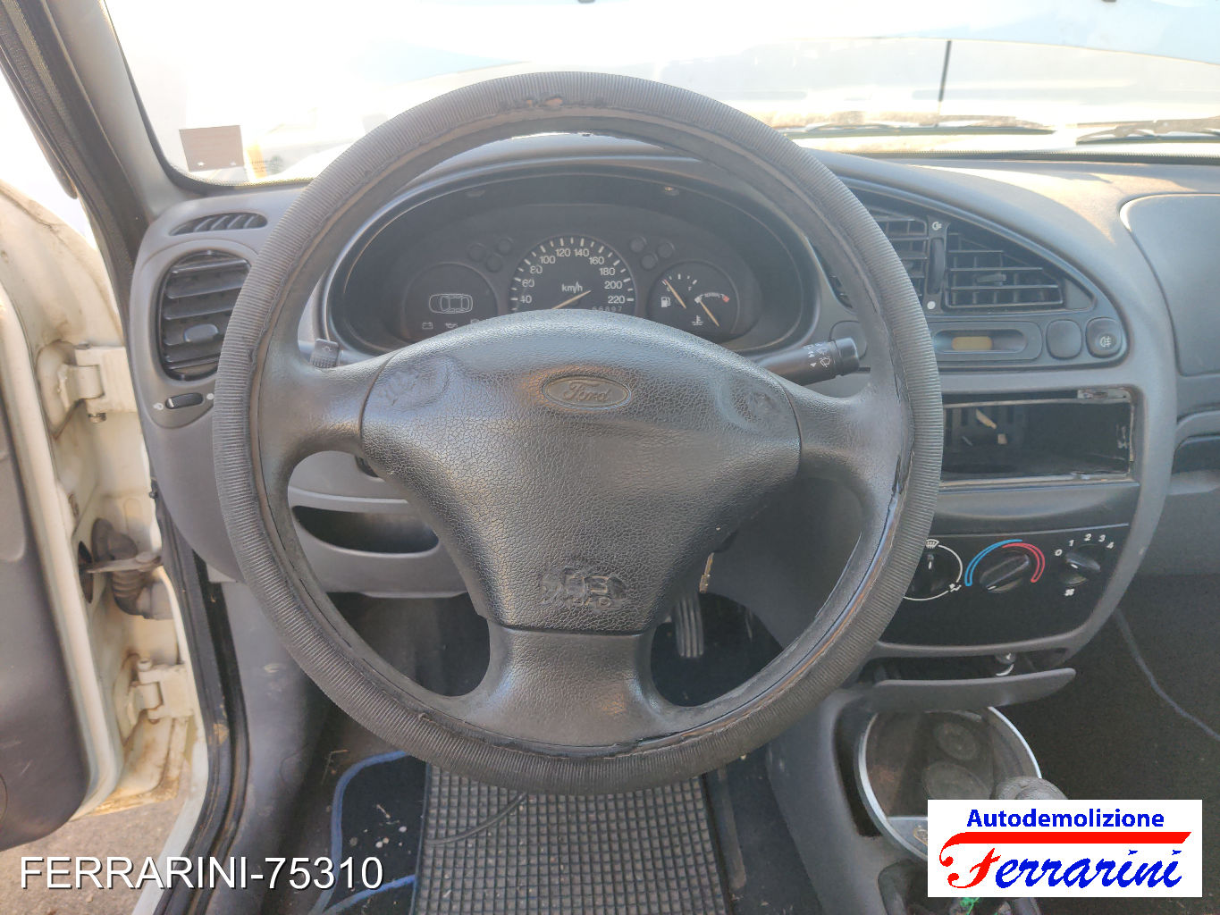 Ford Fiesta 4 21