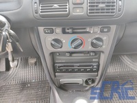 Toyota Corolla Liftback E11 1.6 110CV 2000-2002