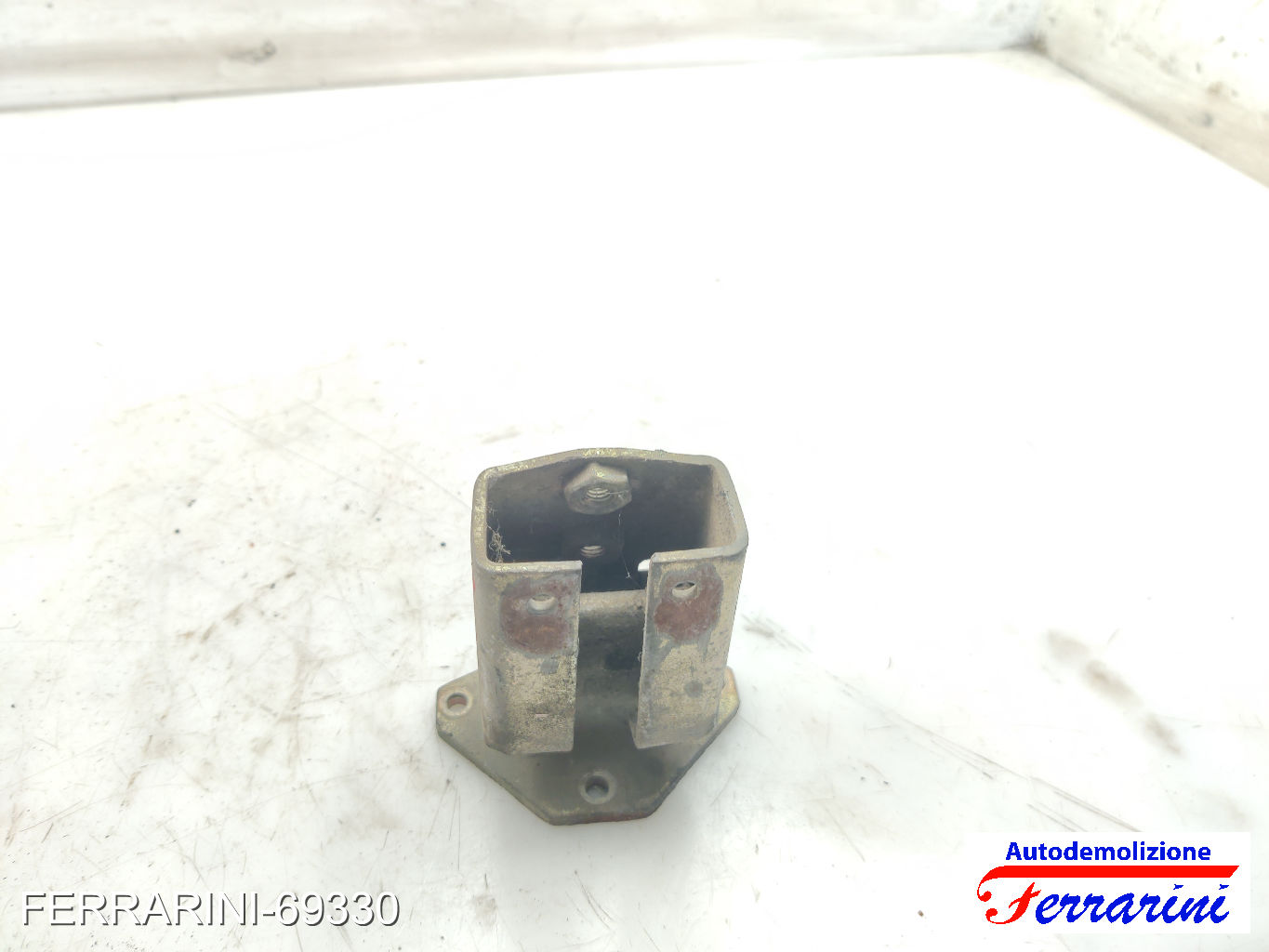 Cerniera Porta FIAT PANDA 141 1982-2004 Frontale Sinistra 7542981 6