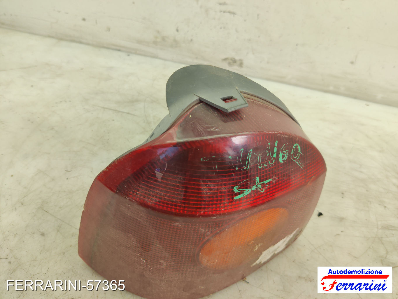 Fanalino Stop Posteriore RENAULT TWINGO 1 C06 1996-2007 sinistro, sx, posteriore