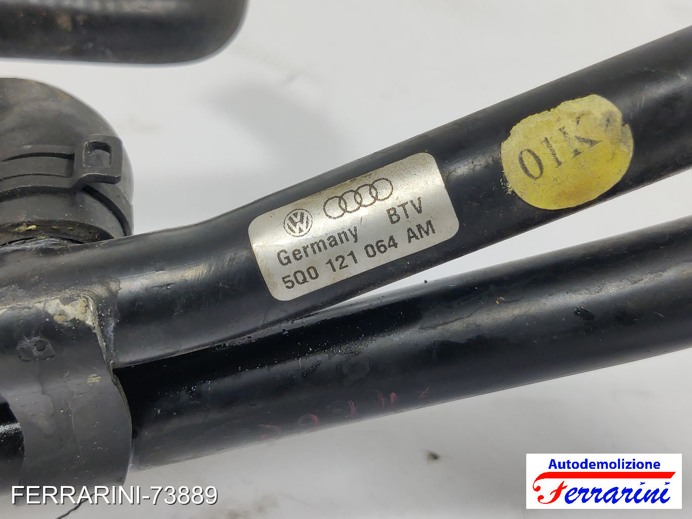 tubo raffreddamento manicotti CRBC Tubo Acqua Motore Ferro VW GOLF 7