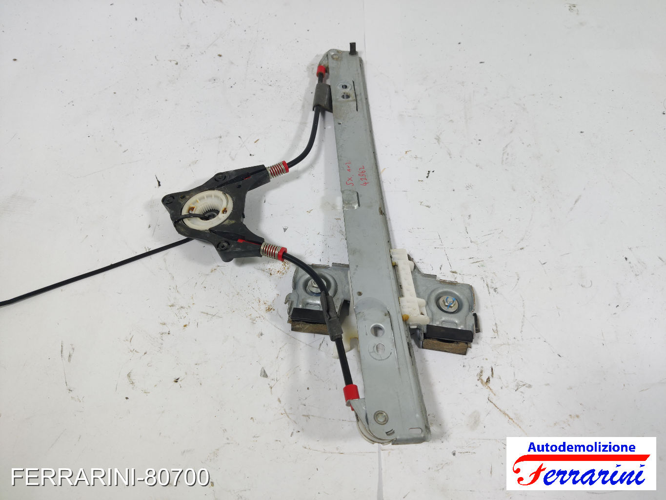 Alzavetro FORD FIESTA 6 CB1, CCN 2008-2012 sinistro, sx, frontale, anteriore