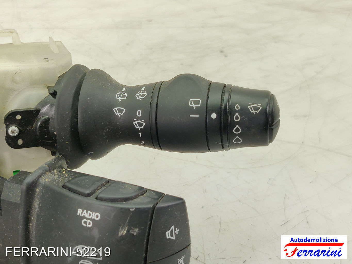 Devioluci RENAULT SCENIC 3 JZ0/1 2009-2023 255670019R, 255670017R