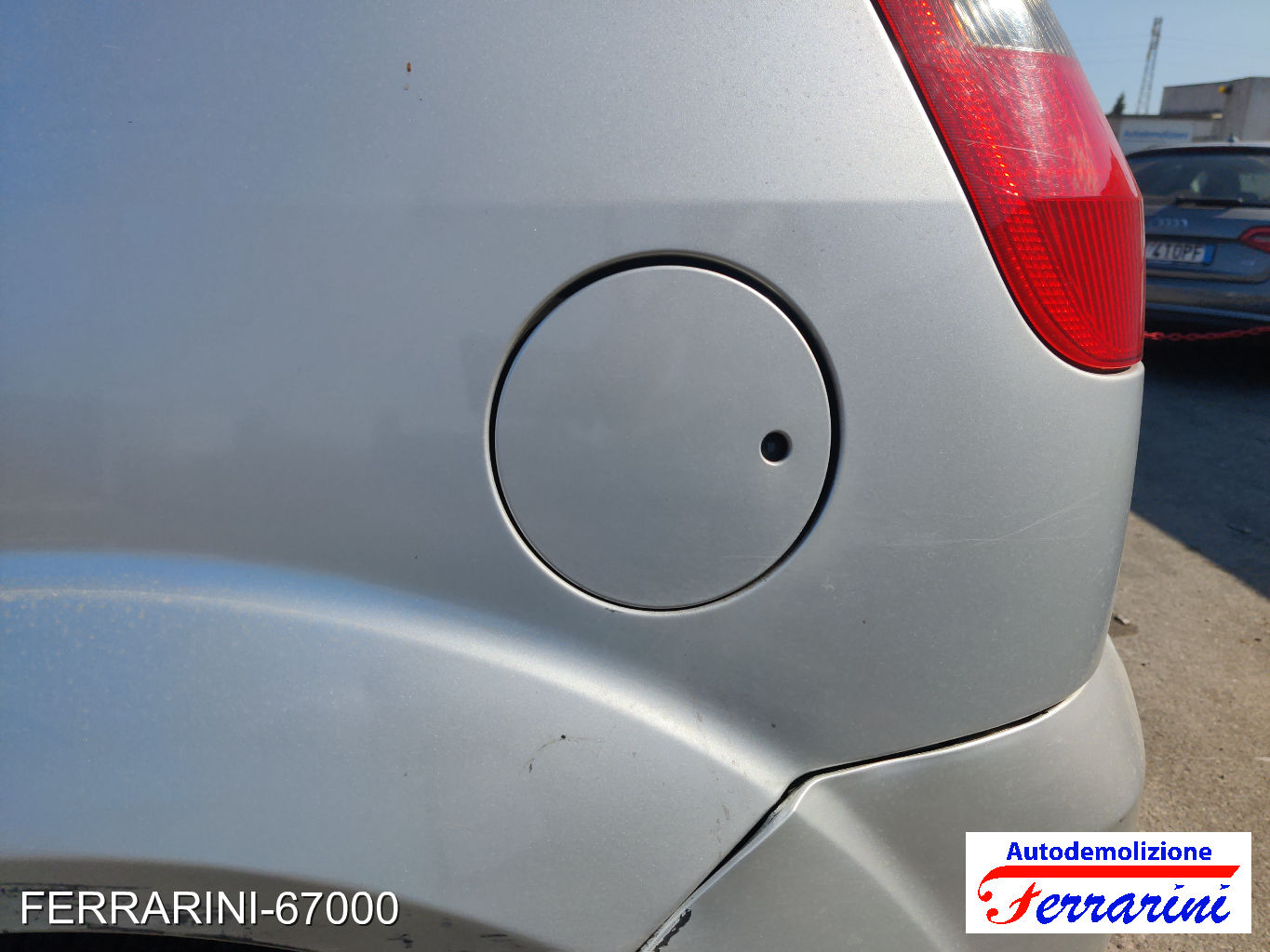Sportellino Carburante