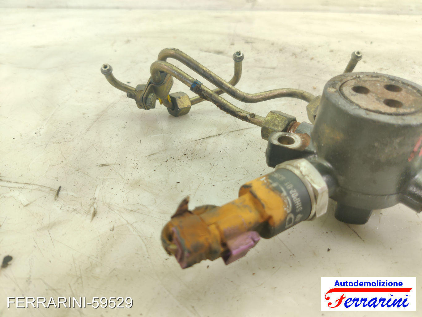Distributore Iniettori FORD FOCUS DAW, DBW 1.8 TDCI 2001-2004 1334946
