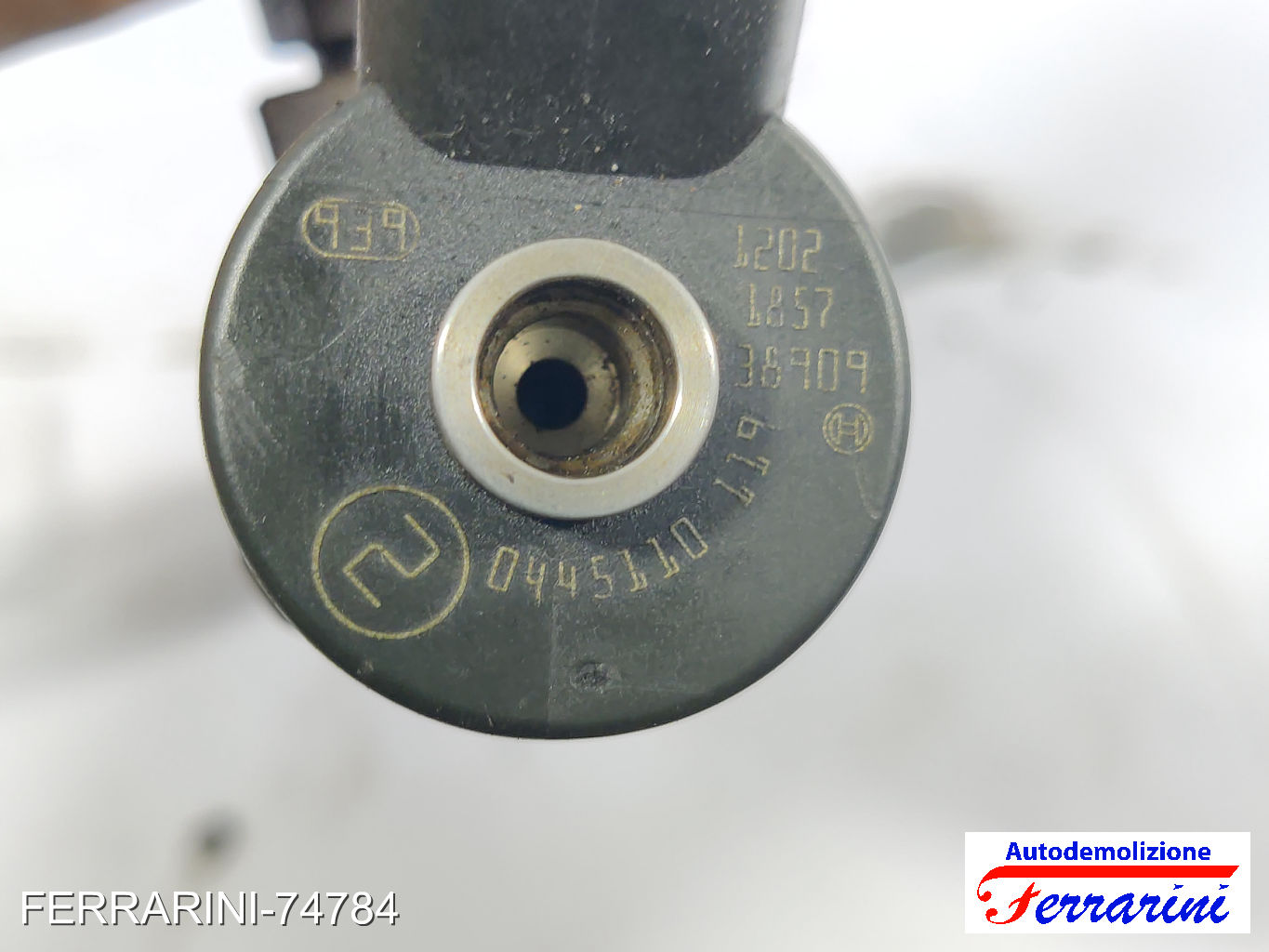 Iniettore ALFA ROMEO 147 937 1.9 JTD 2001-2010 46793093, 38909, 0445110119