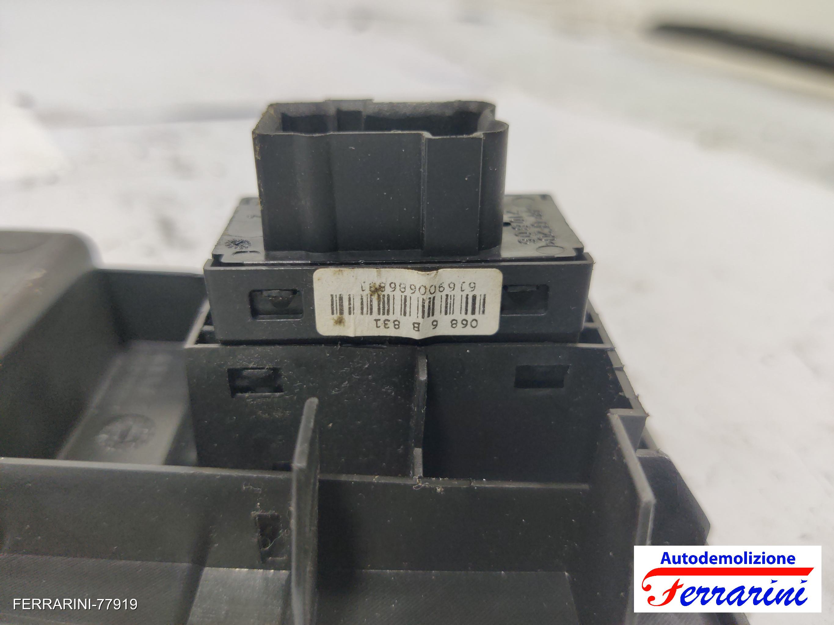 Pulsantiera Tastiera Alzavetro FIAT GRANDE PUNTO 199 2005-2010 destra, dx