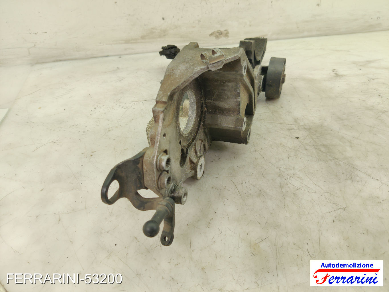 Supporto Alternatore VW GOLF 6 5K1 2.0 TDI 2008-2013 03L903143D